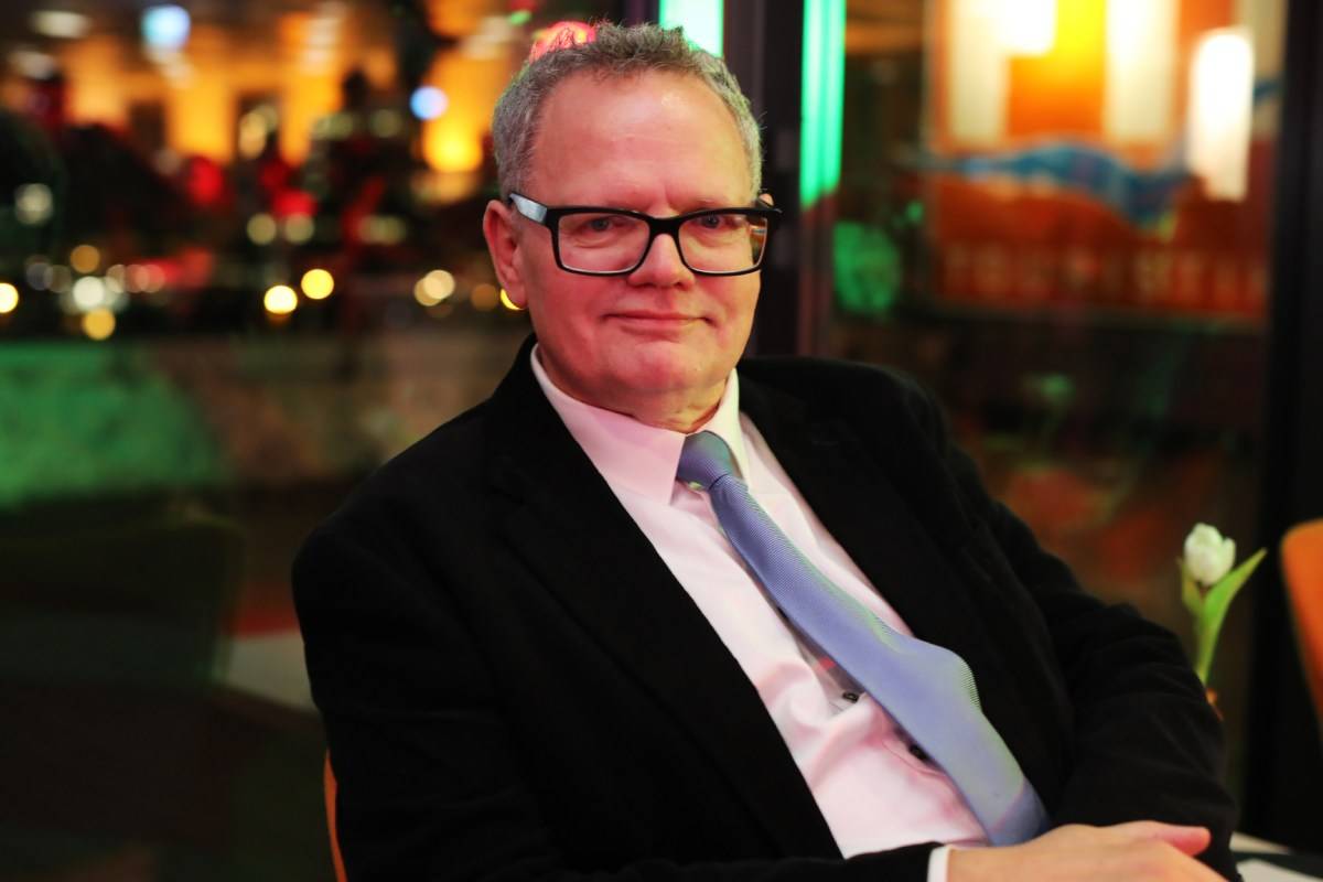 Uli Potofksi feiert mit sonnenklar.TV den 18. Geburtstag