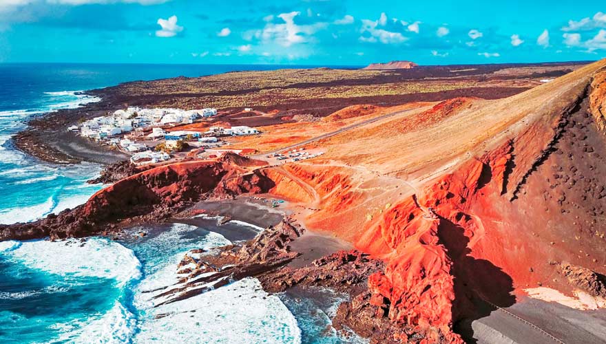 Küste von El Golfo auf Lanzarote