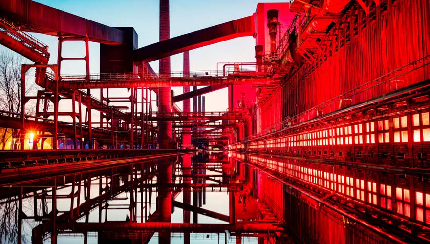 Zeche Zollverein in Essen bei Nacht