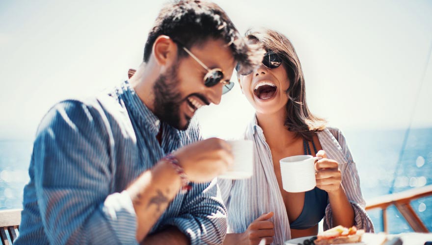 Besonders mit All inclusive müsst ihr euch auf eurem Kreuzfahrtschiff keine Gedanken um Verpflegung machen.