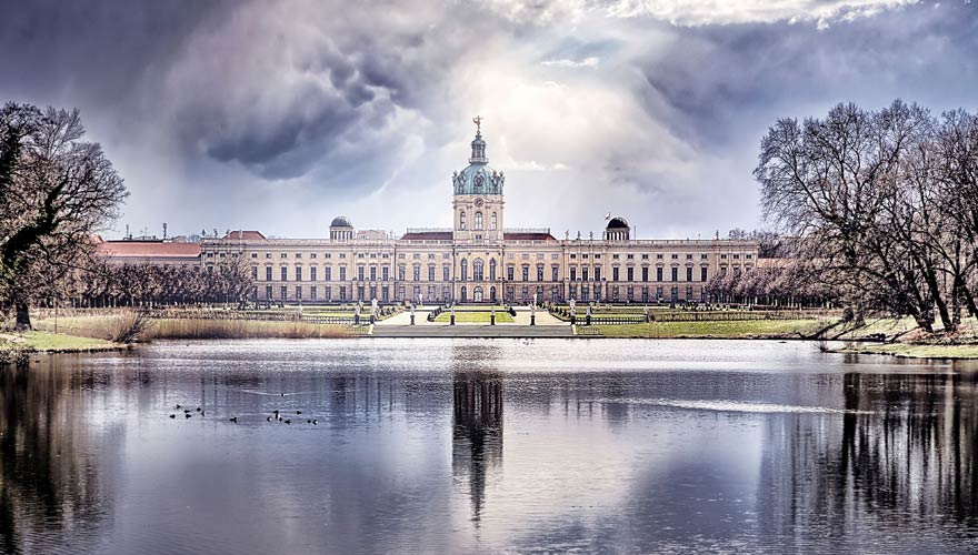Eine tolle Sehenswürdigkeit in Berlin ist das Schloss Charlottenburg