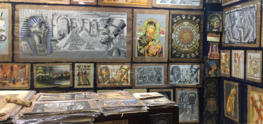 In Hurghada könnt ihr auch Papyrus kaufen