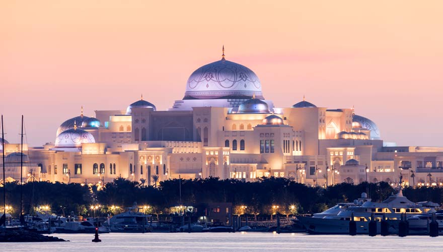 Der Präsidentenpalast Qasr al Watan ist ein Highlight unter den Sehenswürdigkeiten Abu Dhabis