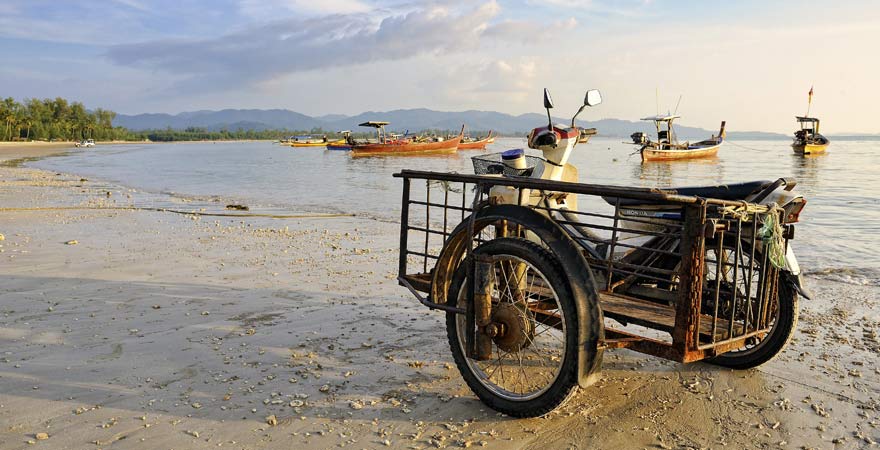 Khuk Khak Beach in Khao Lak - einer der schönsten Strände!