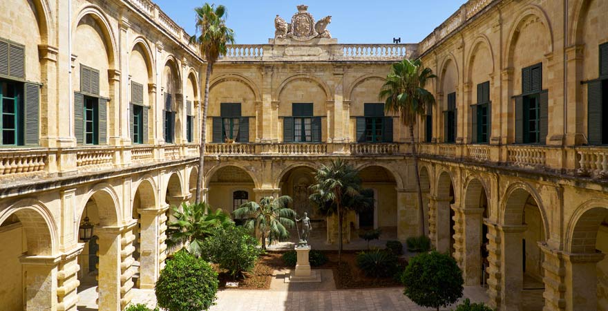 Unser Reisetipp für Malta: Besucht den Großmeisterpalast in Valletta