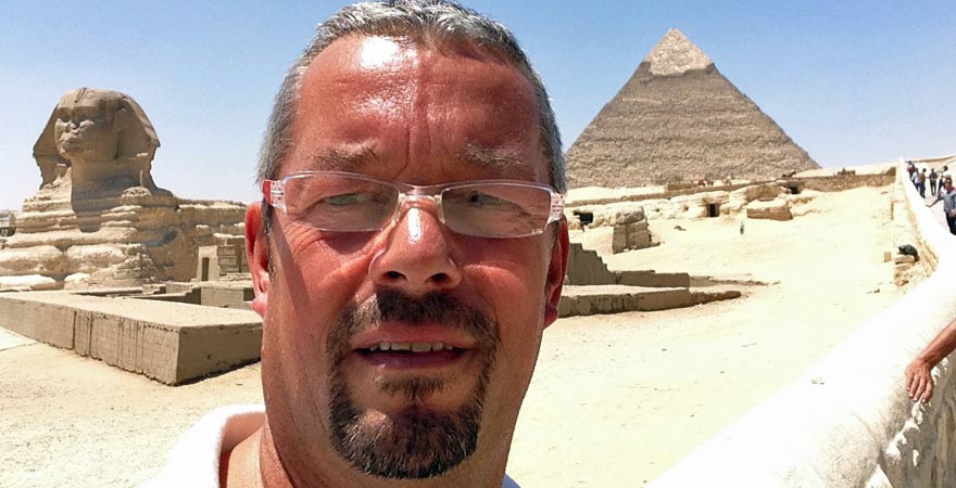 Andreas vor der Sphinx von Gizeh