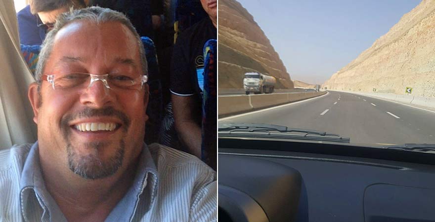 Andreas im Bus auf seinem Tagesausflug nach Kairo