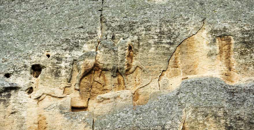 Der Reiter von Madara ist aufgrund seines Weltkulturerbes ein Reisetipps für Bulgarien