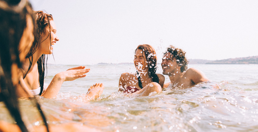 Der Sonnenstrand zählt in Bulgarien zu den Reisetipps für alle Partyurlauber.
