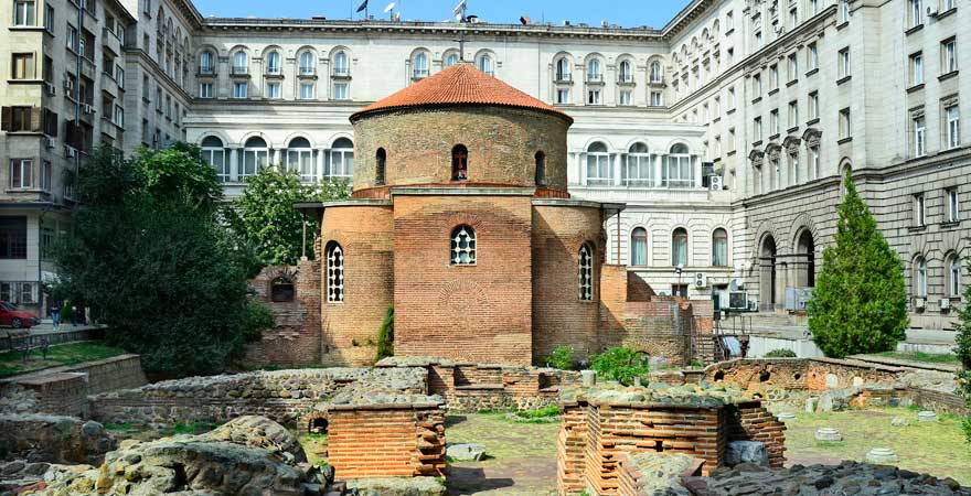 Ein Stück Mittelalter mitten in Sofia und ein toller Bulgarien-Reisetipp: die Rotunde Sveti Georgi