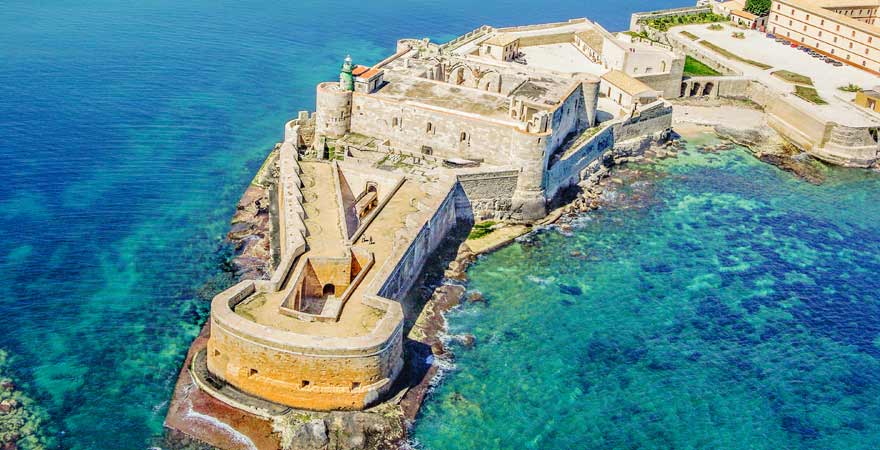 Unser Ausflugtipp für Sizilien: Das Castello Maniace