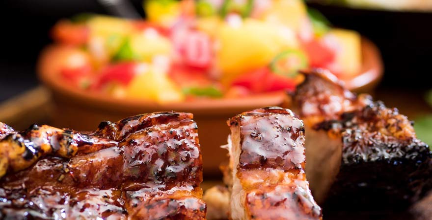 Jerk Pork ist ein typisches Gericht für die Karibik