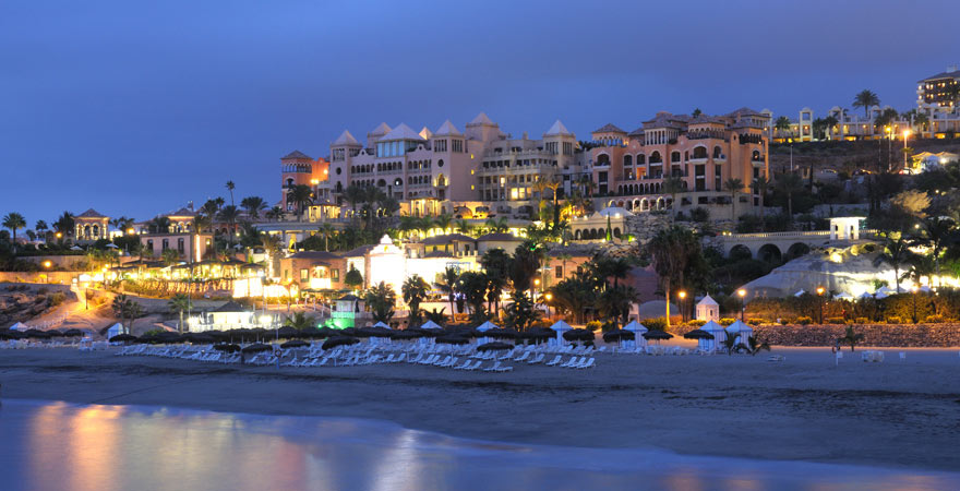 Playa del Duque auf Teneriffa ist einer der Top-11-Strände in Spanien