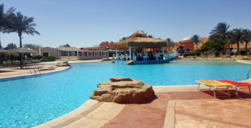 Poolbar im Caribbean World Resort Soma Bay