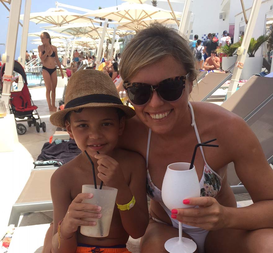 Poolparty im Café del Mar