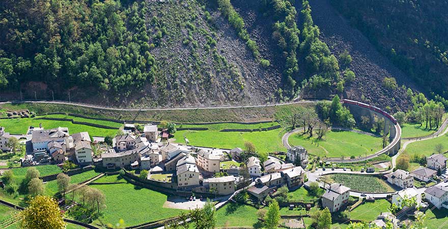 Kreisviadukt in Brusio, Schweiz
