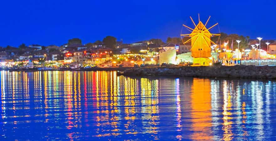 Wer nach Nessebar möchte, kommt an der alten Windmühle vorbei