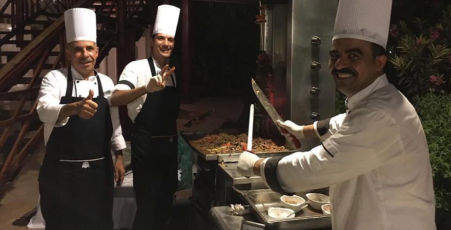 Orientalischer Grillabend im Brayka Bay Resort