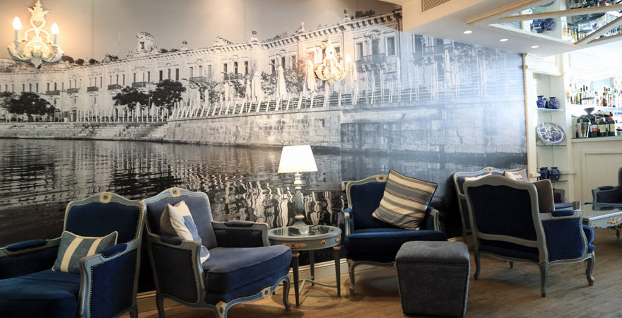 Lounge-Bar, Hotel Osborne, Valletta, Malta