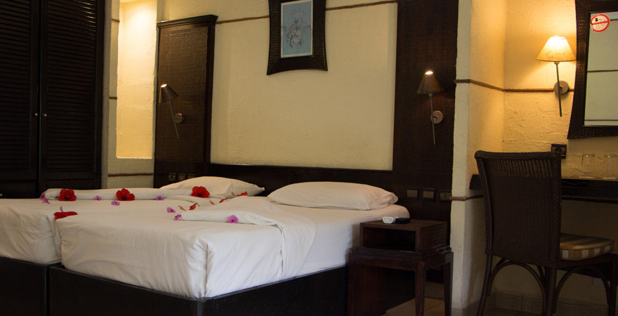 Zimmer im Senegambia Beach Hotel