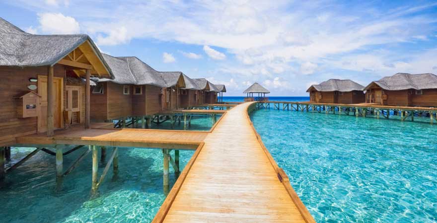 Bungalow-Steg auf den Malediven