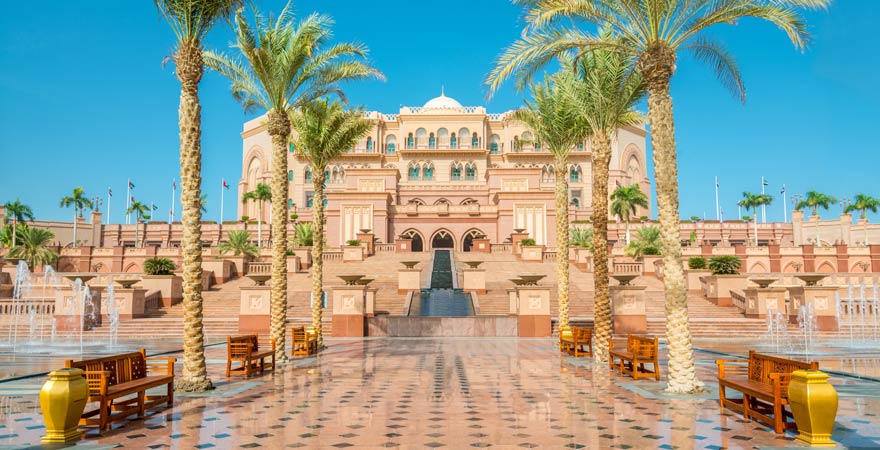 Emirates Palace Hotel in Abu Dhabi