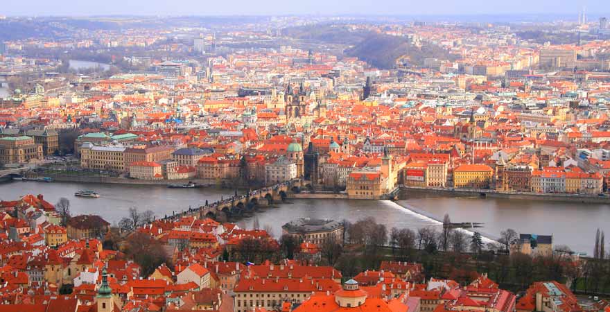 Aussicht auf Prag vom Aussichtspunkt Petrin