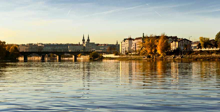 Holesovice Viertel an der Moldau in Prag