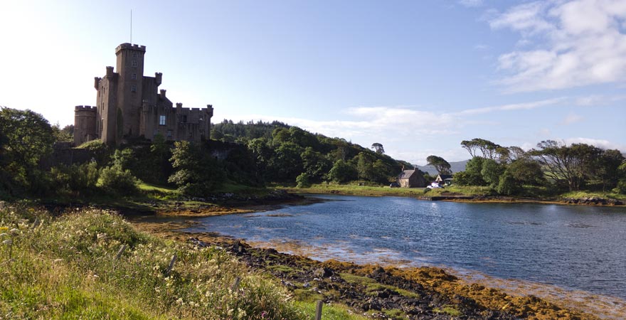 Dunvegan Castle zählt zu den schönsten Sehenswürdigkeiten in Schottland