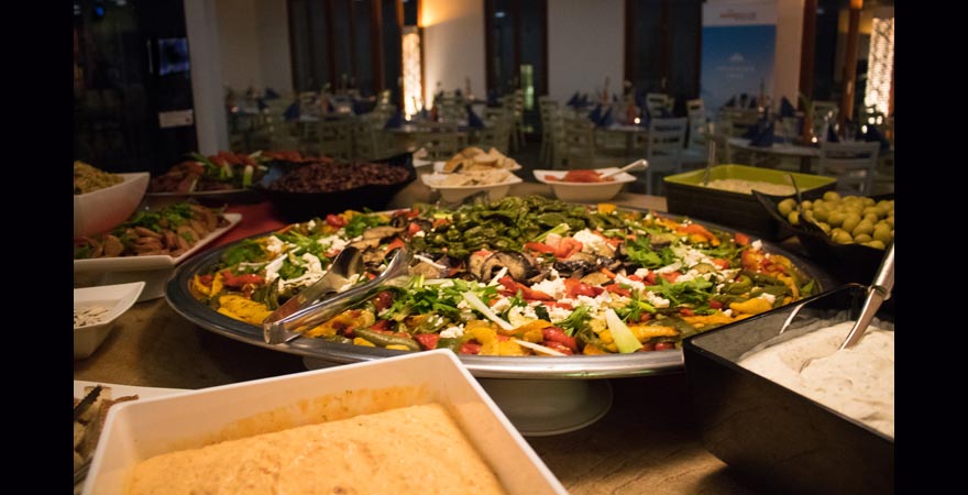 18 Jahre sonnenklar.TV: Türkisches Buffet