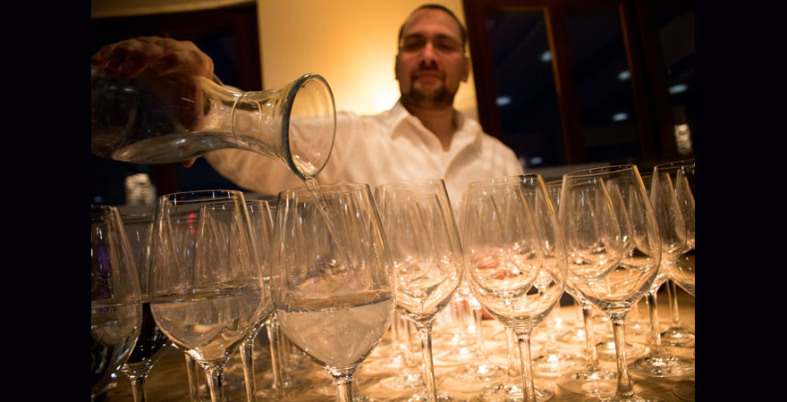 18 Jahre sonnenklar.TV: Getränkeausgabe