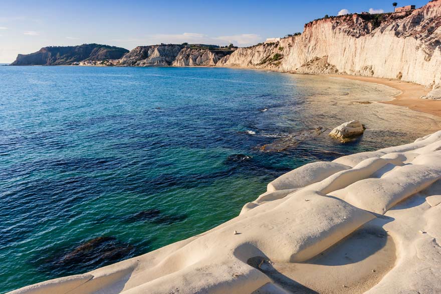 Sizilien spektakulärster Strand ist der Scala dei Turchi