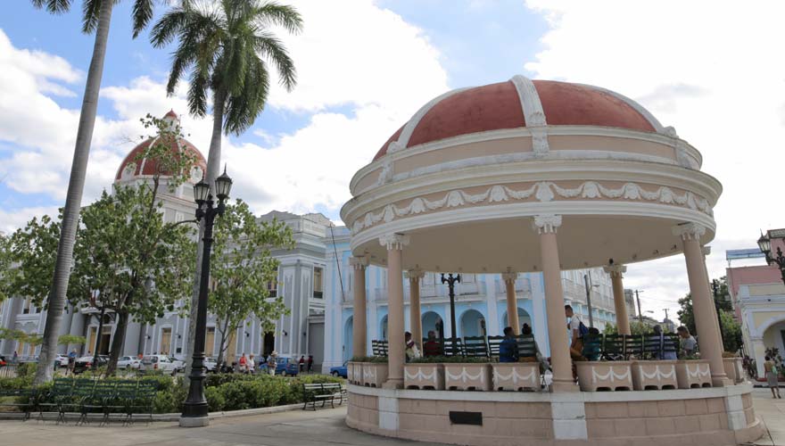 Cienfuegos ist eine empfehlenswerter Tipp während einer Kuba-Rundreise