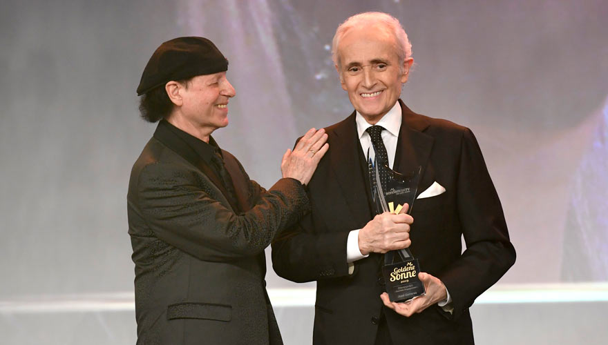 Goldene Sonne 2019, Klaus Meine mit Preisträger José Carreras