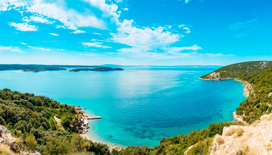 Einer der wenigen Sandstrände in Kroatien ist Rajska Plaza auf Rab