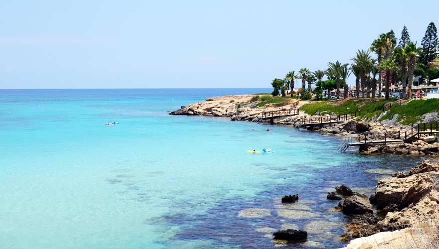 Einer der schönsten Strände auf Zypern ist die Fig Tree Bay