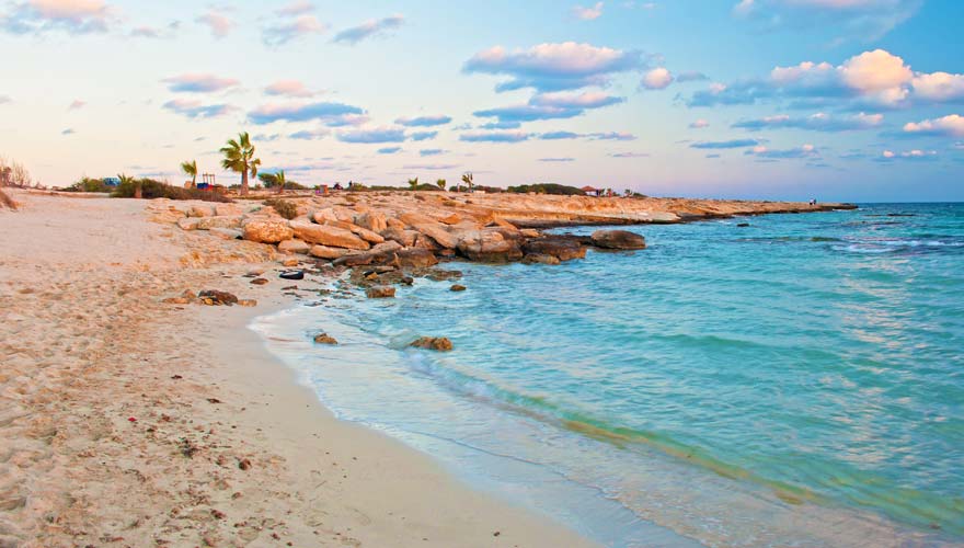 Idyllischer Landa Strand auf Zypern