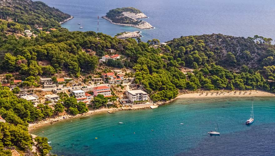 Der Strand von Saplunara in der Nähe von Dubrovnik bietet ein tolles Badevergnügen