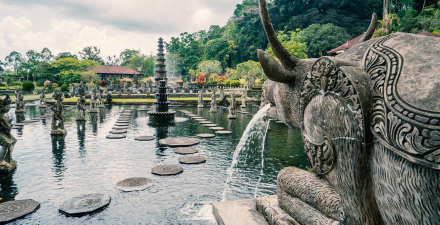 Der Wassergarten von Tirtagangga ist eine ganz besondere Sehenswürdigkeit auf Bali