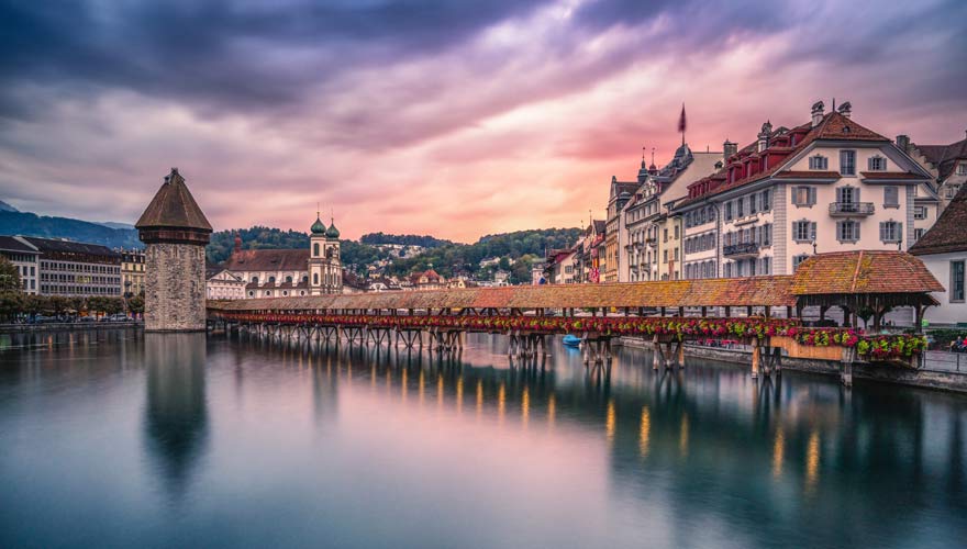 Kapellbrücke in Luzern - eine der schönsten Brücken der Welt