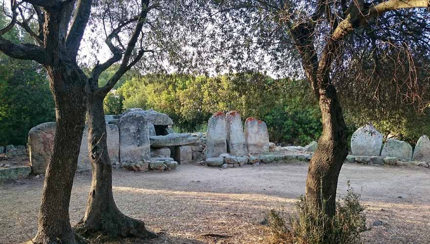 Tomba dei Giganti, Sardinien