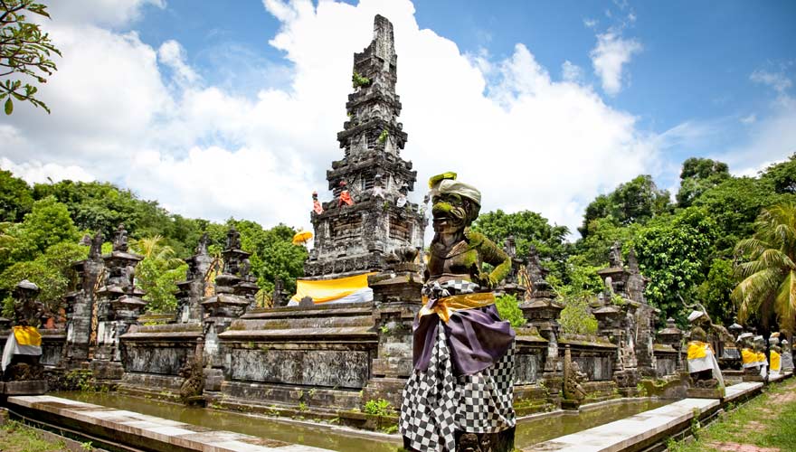 Der Pura Jagatnatha Tempel ist eine bedeutende Sehenswürdigkeit in Denpasar