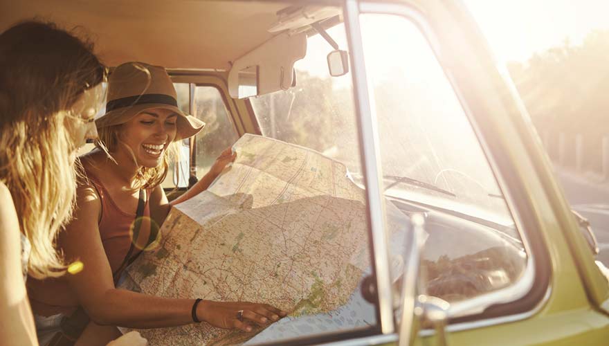 Auf der Suche nach günstigen Fernreisezielen