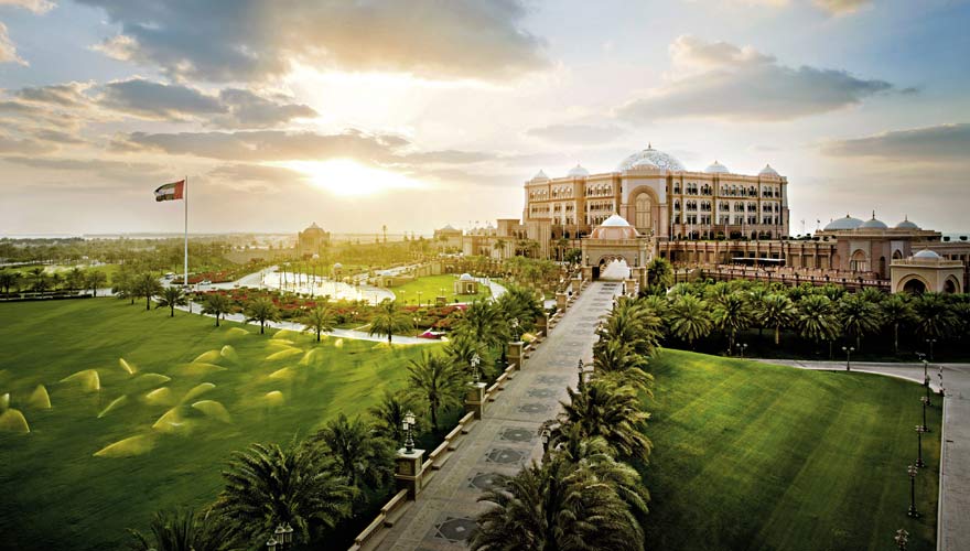 Emirates Palace Hotel in Abu Dhabi