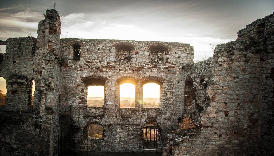 Burg Ogrodzieniec in Polen
