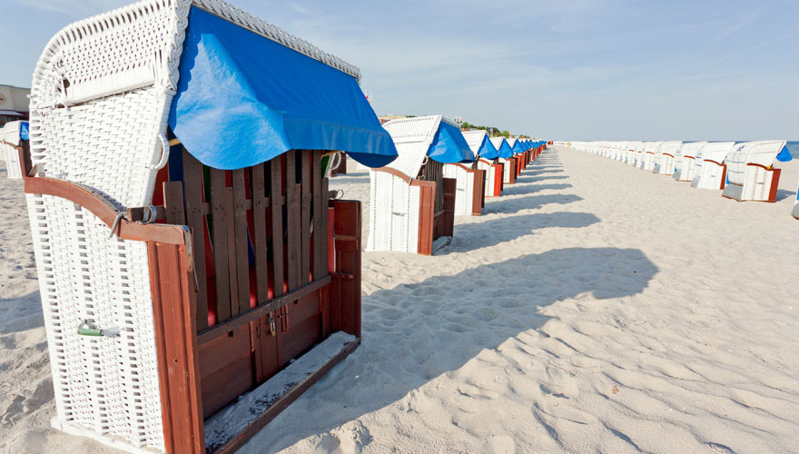 Görmitz wartet mit pittoresken Strandkörben auf euch