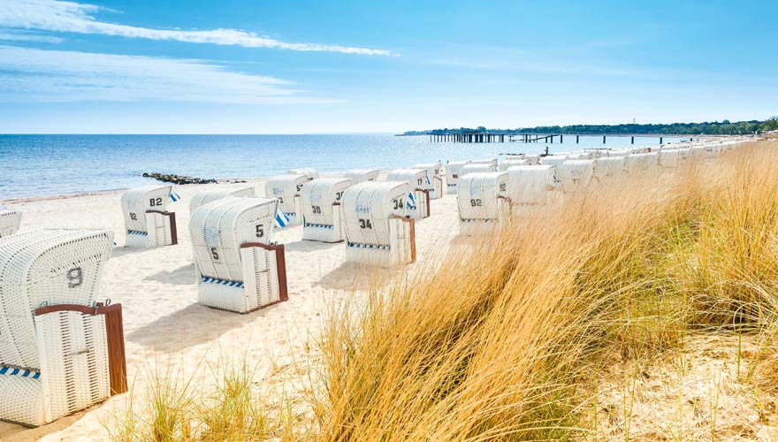Timmendorfer Strand an der Ostsee mit Strandkörben