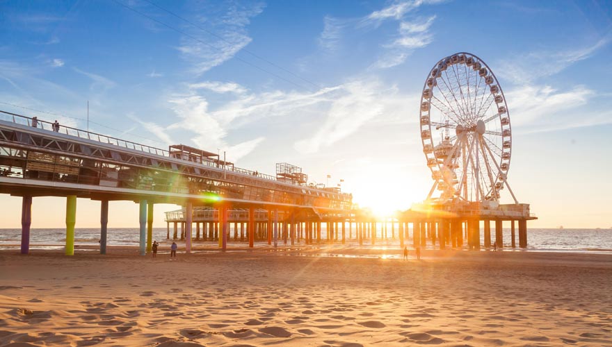 Pier von Scheveningen an der niederländischen Nordsee