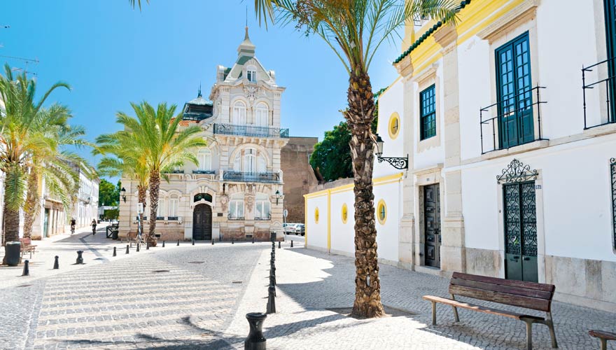 Typische Straße in Faro