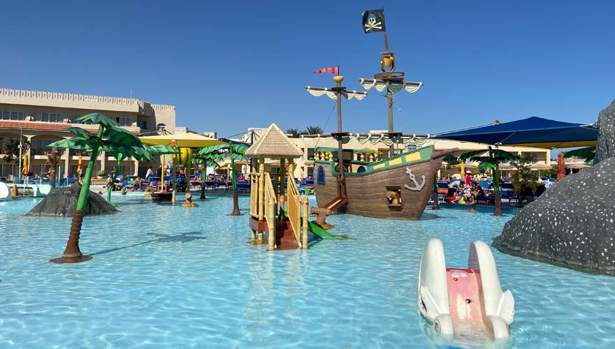 Kinderpool im Royal Albatros Moderna